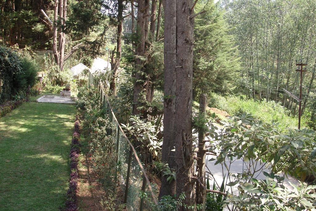 The Red House Bed & Breakfast Ooty Exterior photo